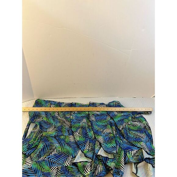 Fit 4 U Slimming Bathing suit romper shorts size 14 blue green ruffles 1 piece - Picture 7 of 9